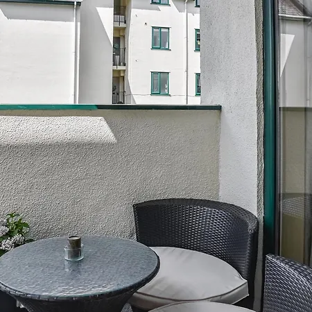 Bow Rigg בית נופש